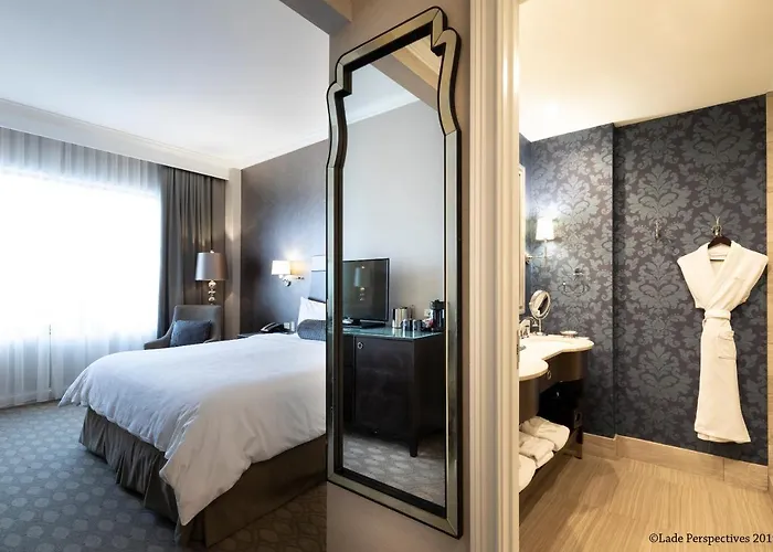 La Banque 4* Homewood