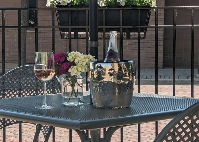 La Banque Hotel Homewood