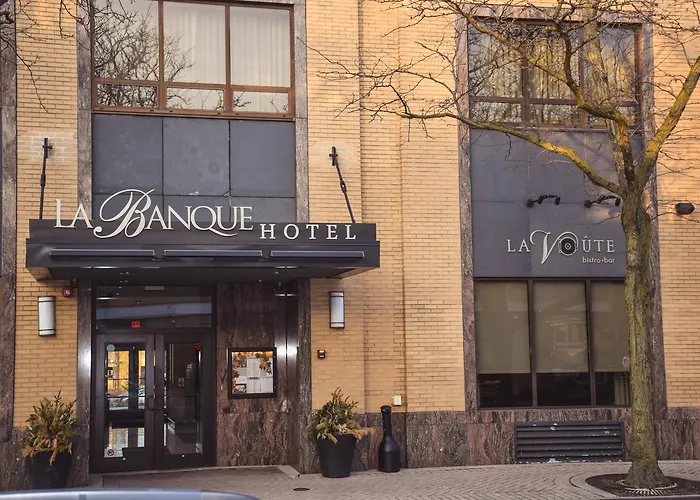 Hotel La Banque Homewood
